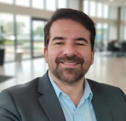 Photo of Silvio Fernandes